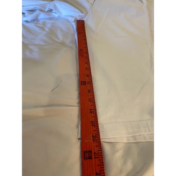 Cato Women’s Activewear White Capris Pants Size 8 With Elastic Waist & Pockets - Picture 9 of 9